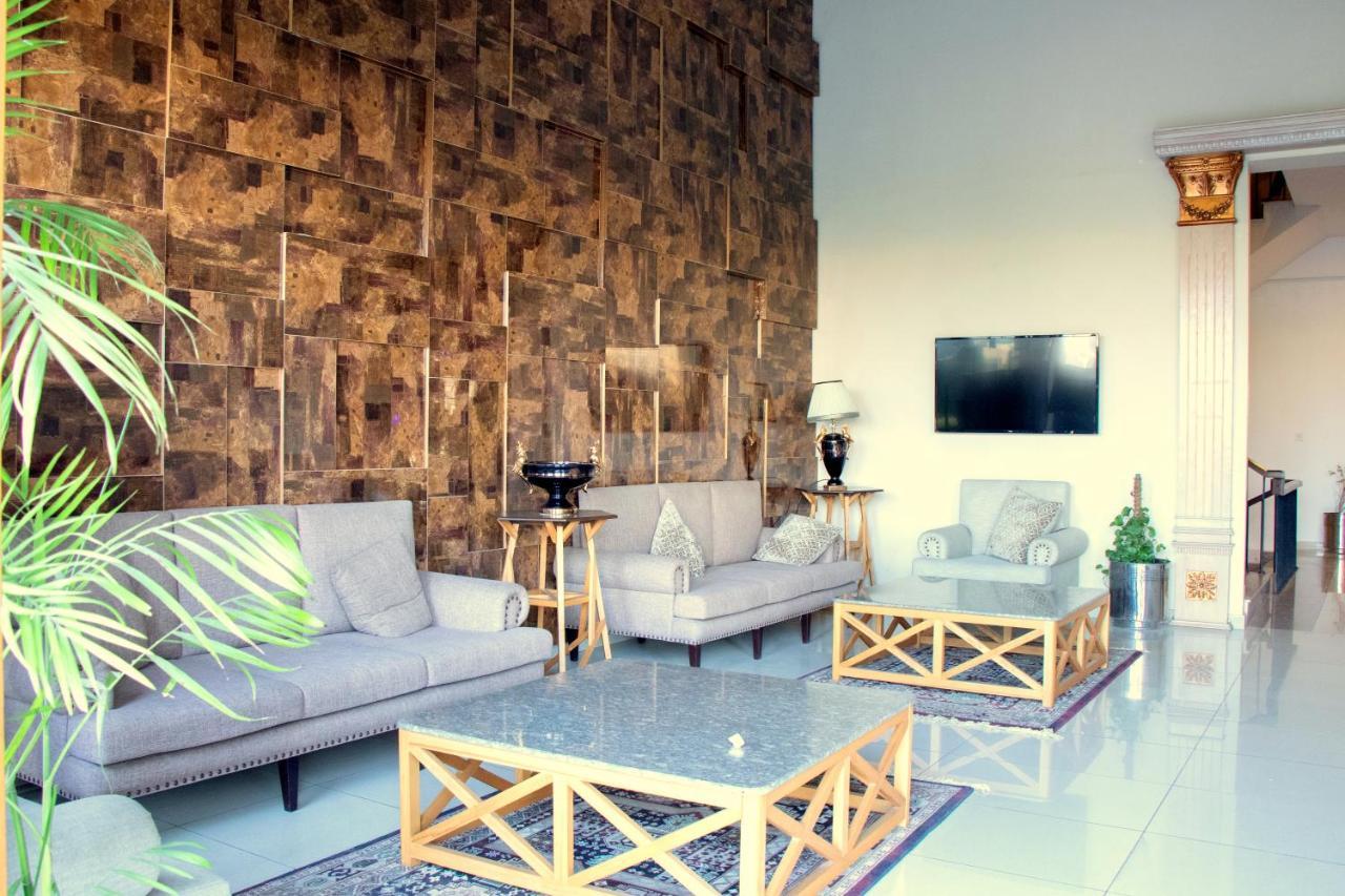 Executive 3 Bedrooms Apartment In Bahria Town Rawalpindi Exteriör bild