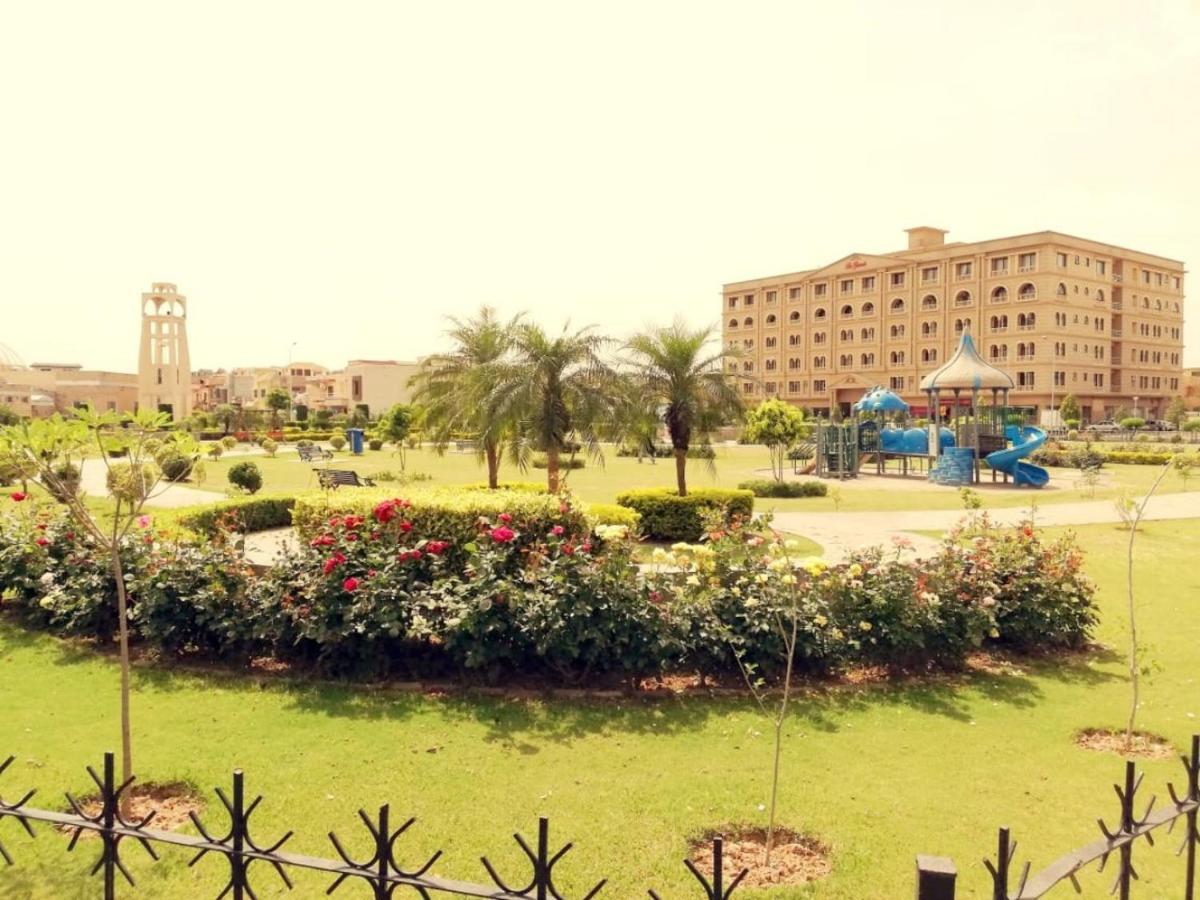Executive 3 Bedrooms Apartment In Bahria Town Rawalpindi Exteriör bild