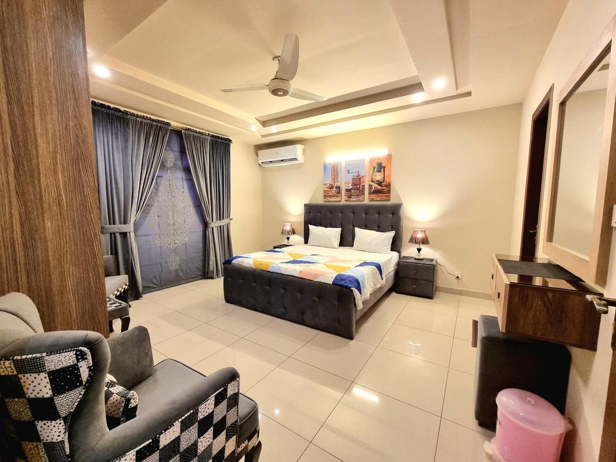 Executive 3 Bedrooms Apartment In Bahria Town Rawalpindi Exteriör bild