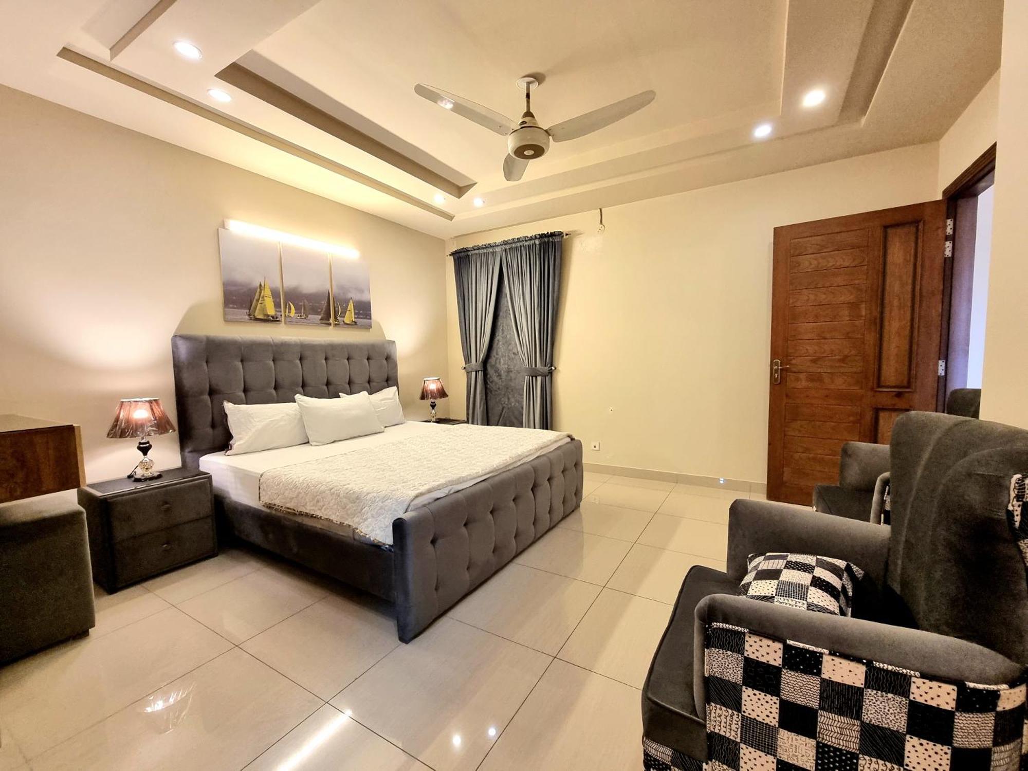 Executive 3 Bedrooms Apartment In Bahria Town Rawalpindi Exteriör bild