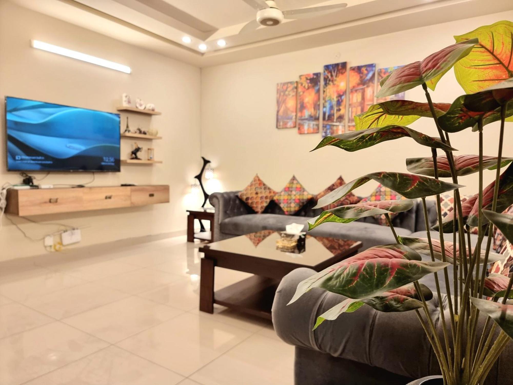 Executive 3 Bedrooms Apartment In Bahria Town Rawalpindi Exteriör bild