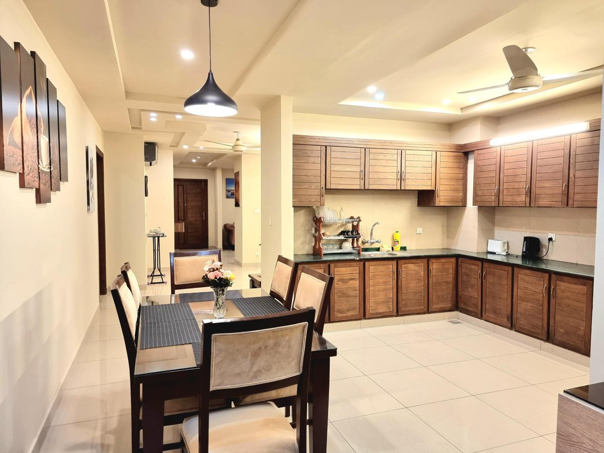 Executive 3 Bedrooms Apartment In Bahria Town Rawalpindi Exteriör bild