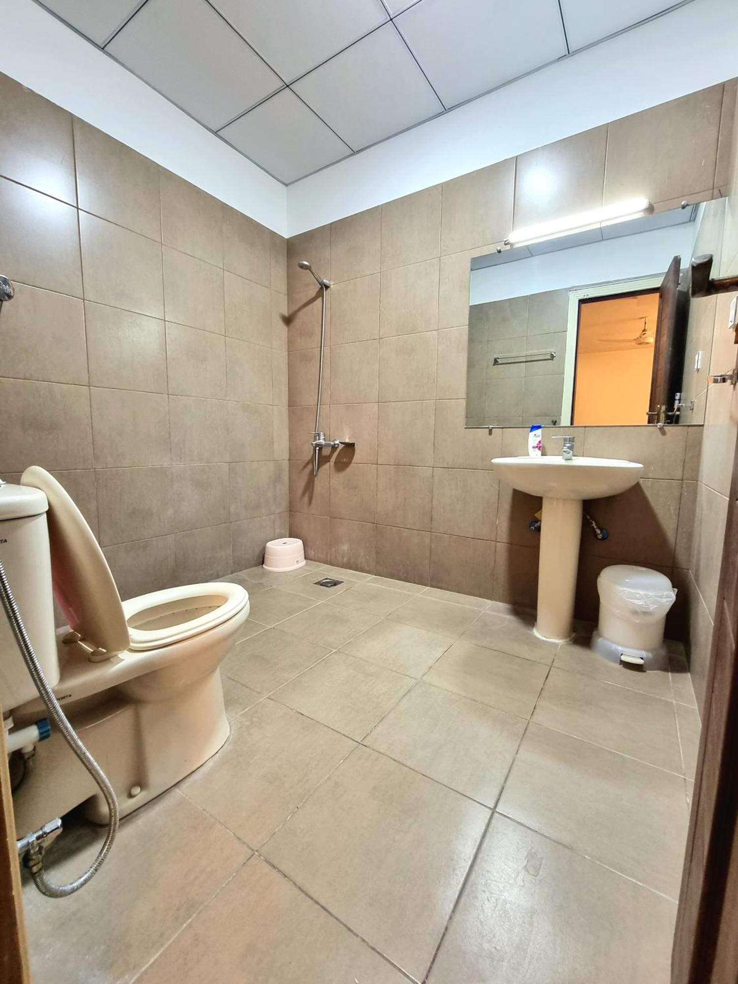 Executive 3 Bedrooms Apartment In Bahria Town Rawalpindi Exteriör bild