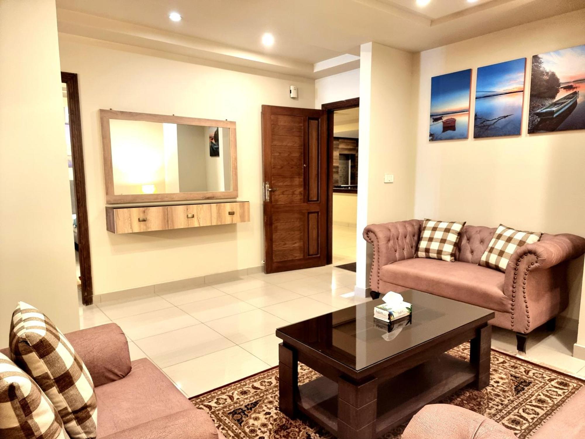 Executive 3 Bedrooms Apartment In Bahria Town Rawalpindi Exteriör bild